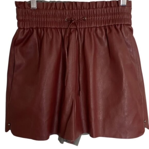 Zara Burgundy Faux Leather High Waist Shorts XSmall - Picture 2 of 6